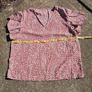 Women's Pink Patterned Top